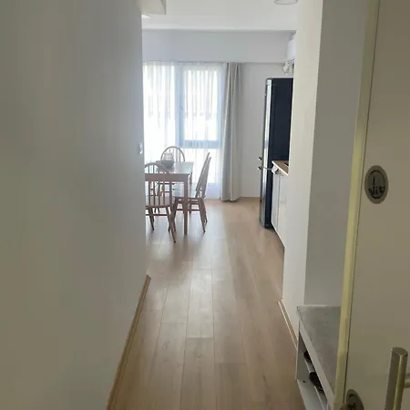 Fmy Aparthotel *